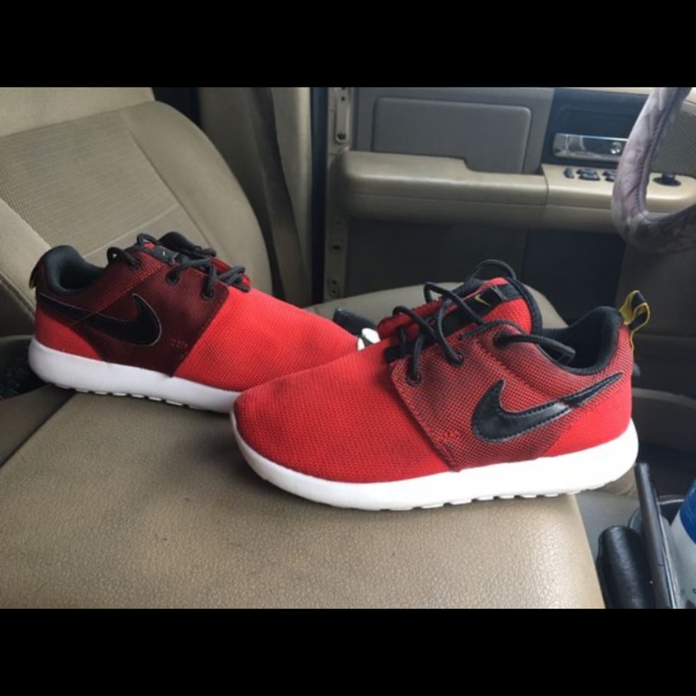 Boys Nike’s
